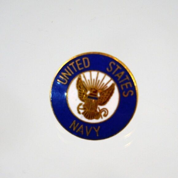 Vintage Unite States Navy Pin Blue Enamel Gold Eagle Lapel Pin - Picture 3 of 3
